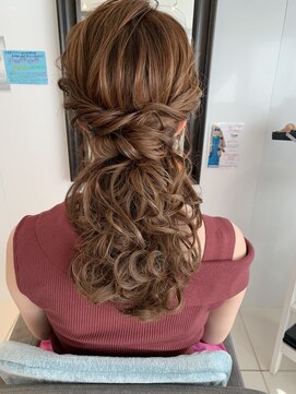 フェリーチェ(Felice) 花嫁 結婚式 二次会 ブライダル パーティー ポニーテール