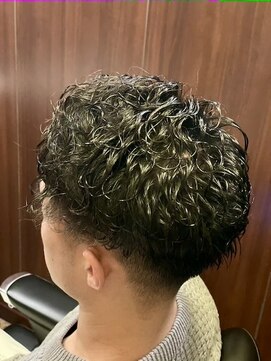 ヒロギンザ 御茶ノ水店(HIRO GINZA) スパイラル＋フェード