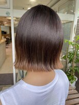 ダブル(W)&nbsp;【hair salon W】外はねぱっつんボブ