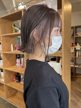 ソワンドゥブレス 瓜破店(soin de brace) inner color × シルキーベージュ