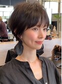 ショートヘアパーマ/レイヤー/分け目なし/前髪あり/30代・40代