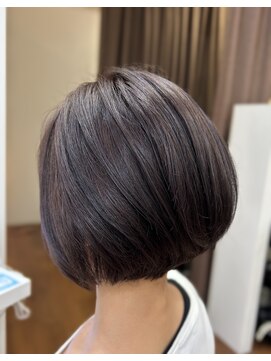 ムーア(MUA) 【MUA☆龍満】グラデーションボブ