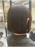 ミニボブ×グレージュカラー