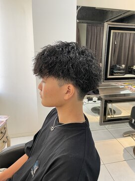 アイズ 海老名(AIZU) ツイストスパイラルパーマ マッシュパーマメンズ ラルフカール