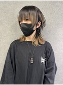 ミディアムウルフ　レイヤーカット　ウルフカット