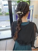 ロングヘア　パーティーセット　ヘアアレンジ　編みおろし