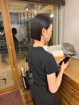 シロ(siro) 切りっぱなしボブ