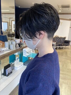 コワファースト 大分(COIFF1RST) 大人可愛いショートボブ白髪ぼかし20代30代40代/大分