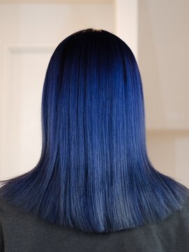 ミーム 原宿 表参道(meme) ＊シルバーに落ちる◎ネイビー×アイスブルーグラデーション