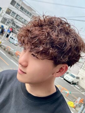 アノ(Ano.) シャドウパーマ