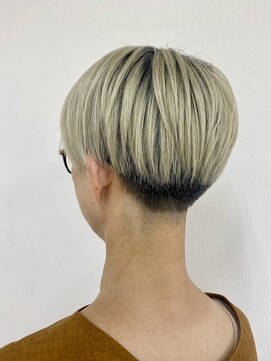 コアフィールドマサコ 小松島店(COIFFURE de MASAKO) 大人カッコいい☆刈り上げショート