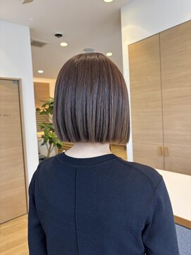 イデア 柏たなか店(IDEA) 切りっぱなしボブ×透明感グレージュカラー
