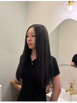 ウタリ(utari)&nbsp;透明感グレージュ【難波 桜川/ケアブリーチ】