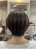 ショートボブです。