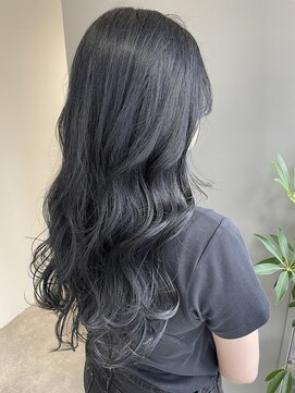 シア(sia) 艶髪/ダークトーン/ネイビーグレージュ