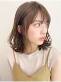 ミディアムレイヤー、外ハネボブ、グレージュ、脱白髪染め☆