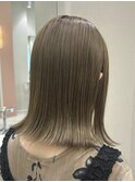 ハイトーン切りっぱなしボブ/ピンクベージュ