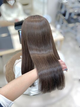 ケンジ 平塚ラスカ店(KENJE) 赤み少なめオリーブベージュ