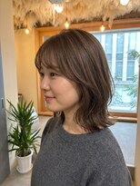 ホロル(horol)&nbsp;柔らかレイヤーの外ハネミディ