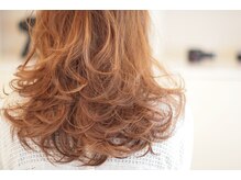 ミュゼ ヘアアンドメイク(Muse'e hair&make)の雰囲気（ダメージを最小限に抑えたコスメパーマでエアリーなスタイルに♪）