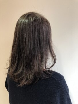 ジェイ エヌ バイ ネオリーブ(J/N by neolive) 【Neolive east】つやさらミディ×ラベンダージュ