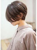 【マニッシュショート】耳だしショート×艶感ミルクチョコレート