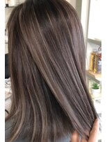 ケーアールツーエス なかもず店(KR2S)&nbsp;グレージュハイライト