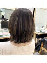 ネオリーブ クーロ(Neolive curro) ぱっっとボブレイヤーにハイライトで秋カラー♪