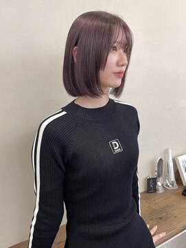 ローレン(Lolen.) 【チェリーラベンダー】が似合う顎下ラインボブ