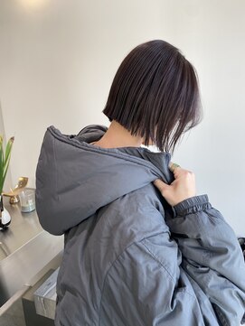 ステン(sten) 切りっぱなしボブ外ハネラベンダーカラー