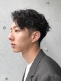 ラヴィズムバイフィフス 大宮店(LUVISM by fifth) センターパート×ツイストスパイラルパーマでビジネスシーンも◎