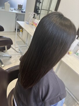 アイカット(i cut) 透明感あふれるグレージュカラー×ロング