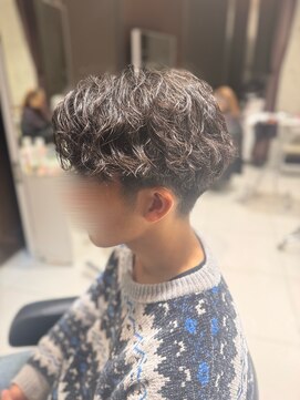 アヴァンスクロス あべのルシアス店(AVANCE. CROSS) センターパート×たておちスパイラルパーマ