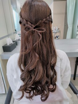 アウ美容室(au) ハーフアップリボンむすび