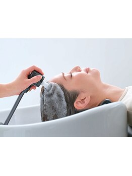 ヘッドスパで忙しい毎日にほんの少しの至福の時間を…。