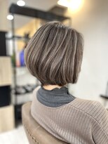 オルネア(Ornea)&nbsp;ショートボブ×くすみベージュエアタッチ【対馬】