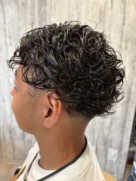 エヌアンドエー せんげん台店(N&A) サイドの刈り上げで差をつける◎スパイラルパーマ/黒髪/カット