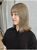 【ミディアムボブ×くすみベージュ*】