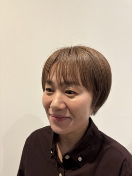 スリー バイ ザサロンフジサワ(THREE by the salon fujisawa) ショート×ハイトーンベージュ