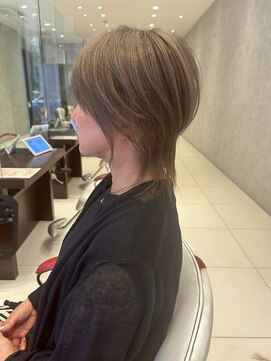 アース 栄店(HAIR&MAKE EARTH) earthショートレイヤーボブミルクティー丸みショートボブ