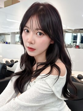 アイティー バイ アルバム 中野店(IT by ALBUM) ロング黒髪前髪カット顔周りレイヤー韓国ヘア_F41312