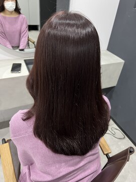 タミーズ 金山(Tummy's) 柔らかさ引き出すピンクブラウンカラー