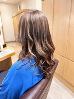 ユウヘアー 石川橋店(U Hair)&nbsp;ミディアム　レイヤー　ハイライトベージュカラー