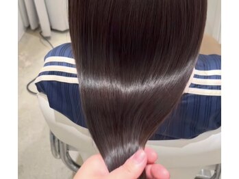 ヘアールーム ギフト(Hair Room Gift)の写真/【ギフト】のカットは髪の柔らかい動きまで表現する上質カット！乾かすだけでサロン帰りの仕上がりに！