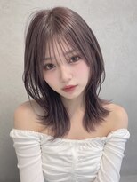 ベル 新宿(Belle)&nbsp;ミディアムハッシュカットくびれレイヤーシースルーバング