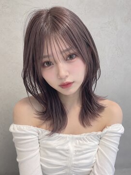 ベル 新宿(Belle) ミディアムハッシュカットくびれレイヤーシースルーバング