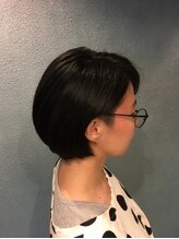 空時計 ツーブロックなボブヘアー