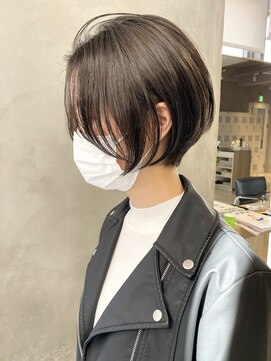 サンク 原宿 表参道(cinq) ラベンダーグレージュ◎ショートボブ ひし形 小顔 前髪あり