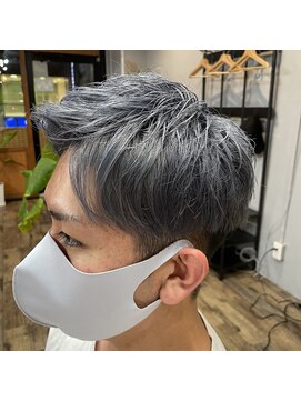 スカイフィールドヘアー(SKY FIELD HAIR) ショートマッシュ×シルバーアッシュ