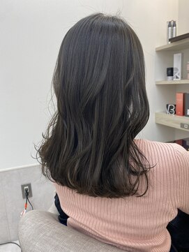 トゥーリ 春日店(tuuli) 大人ピスタチオカラー！